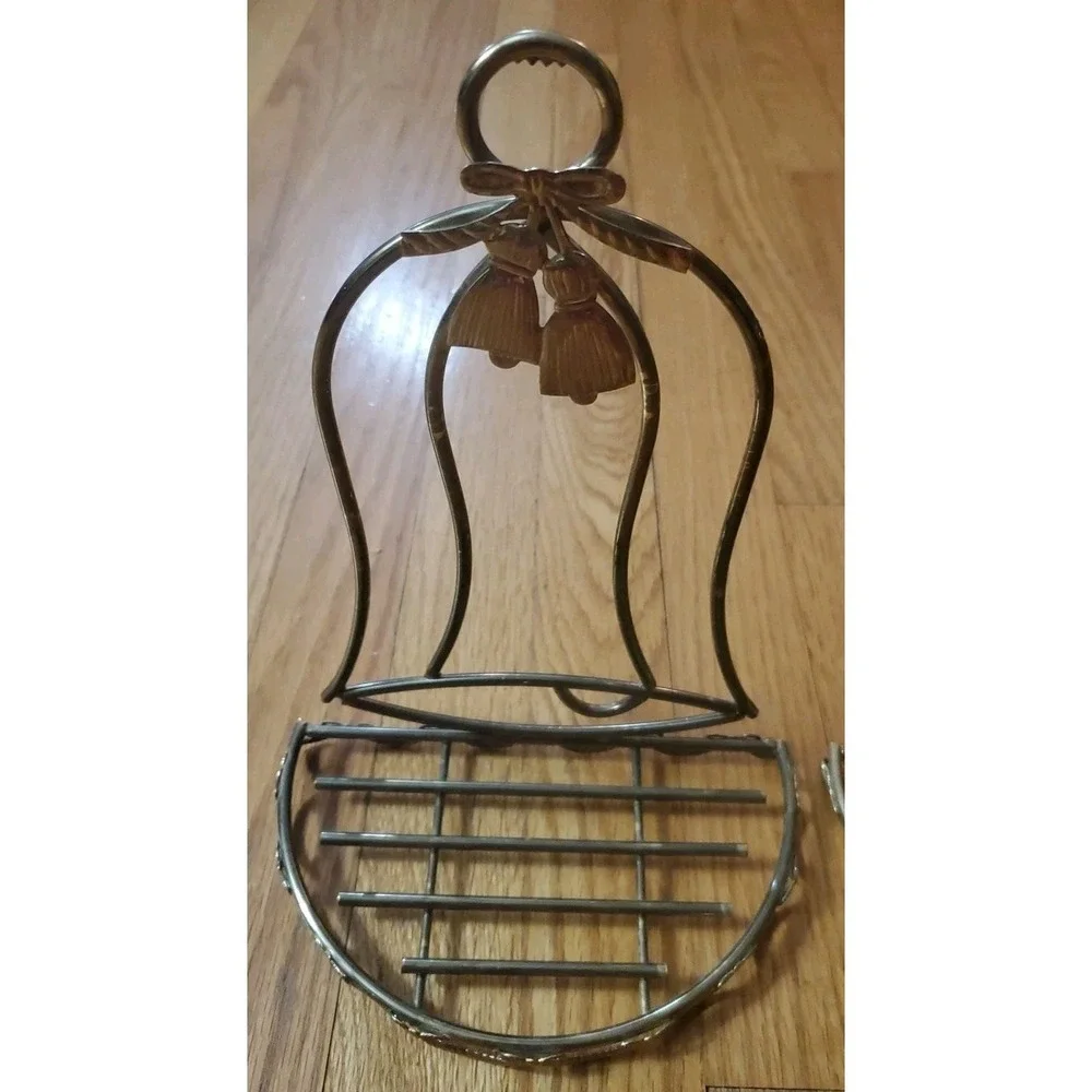 Set Of 2 Bell Shaped Metal‎ Wall Shelf Gold Tone Vtg Home Interiors